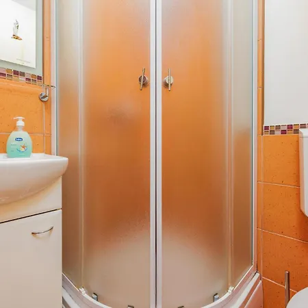 2 Bedroom Awesome In * ザトン