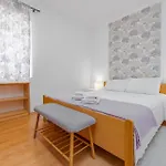 2 Bedroom Awesome In Semesterbostad