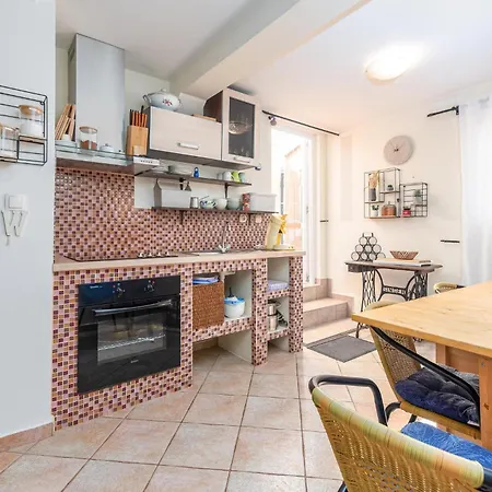 2 Bedroom Awesome In Zaton (Zadar)